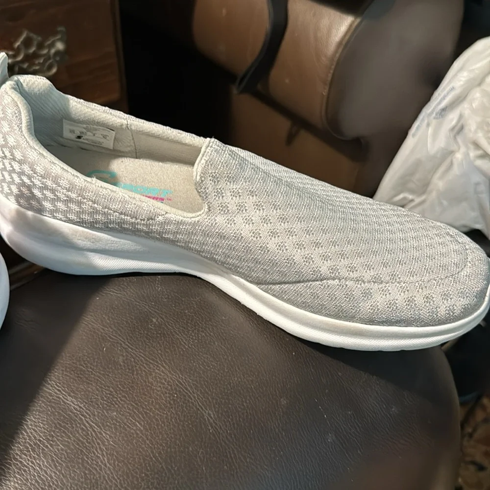 Sketchers S Sport memory foam shoes light gray size 9.5 9-1/2 - Picture 6 of 14
